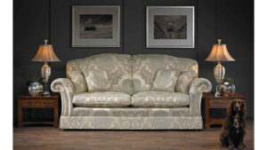 The Montrose – Easy Armchair