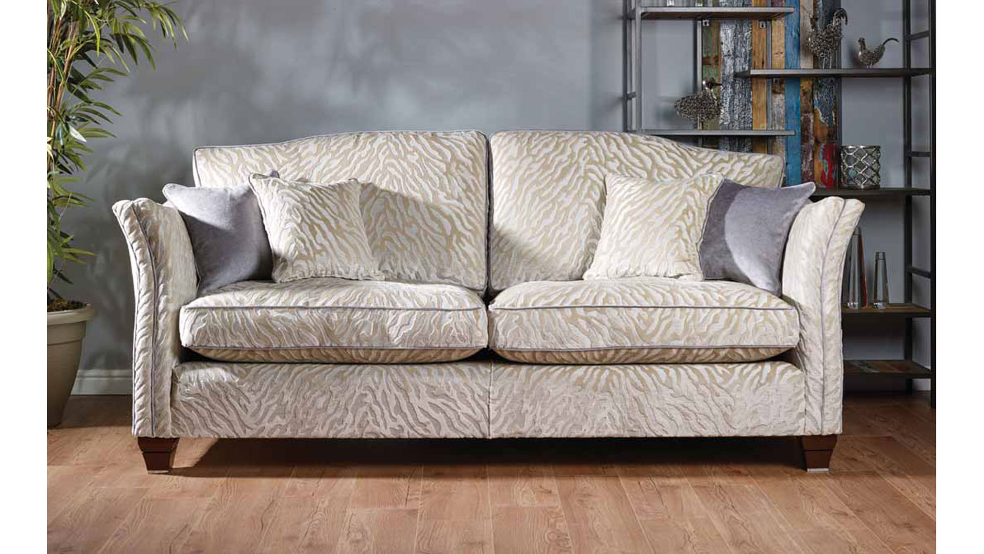 The Valencia - Main Image