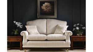 The Wentworth on Legs – 2 Seater High Arm