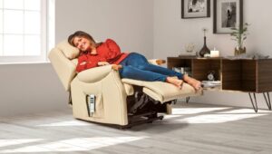 Malham Small Leather Electric Riser Recliner