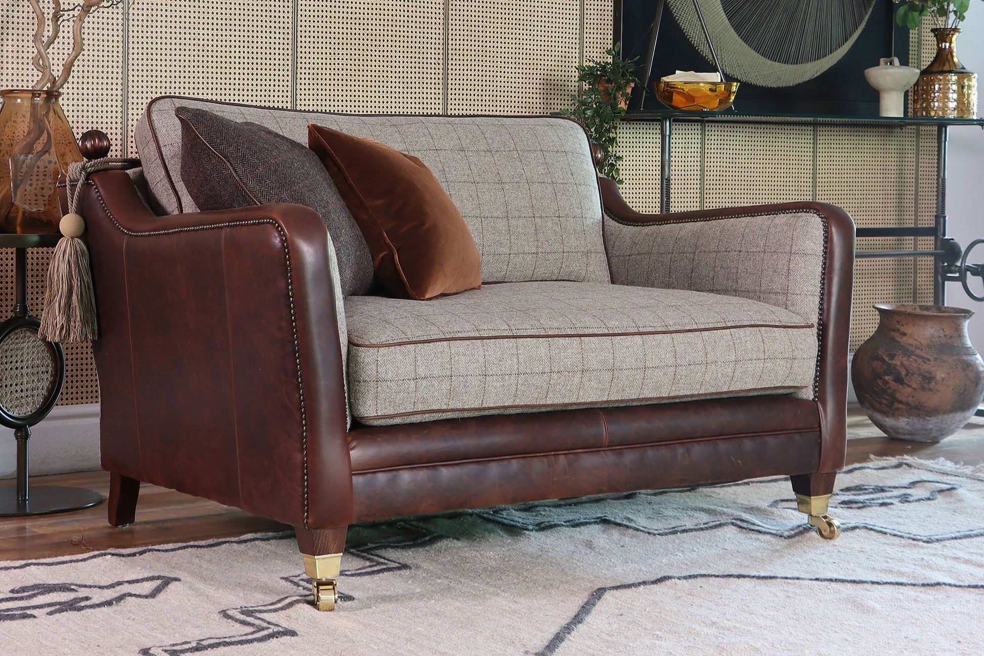 Balmoral Snuggler - Main Image