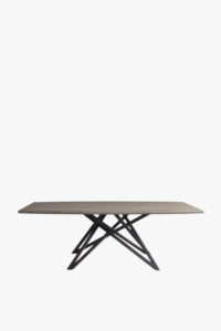 Issoire Dining Table
