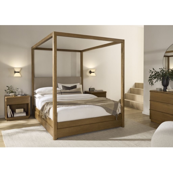 5' King Poster Bed - Main Image