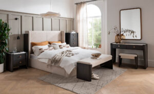 Clarendon 5ft Bed Ebony