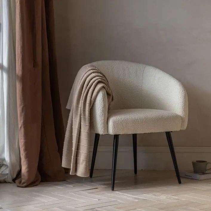 Bugatti Tub Chair - Gallery Image