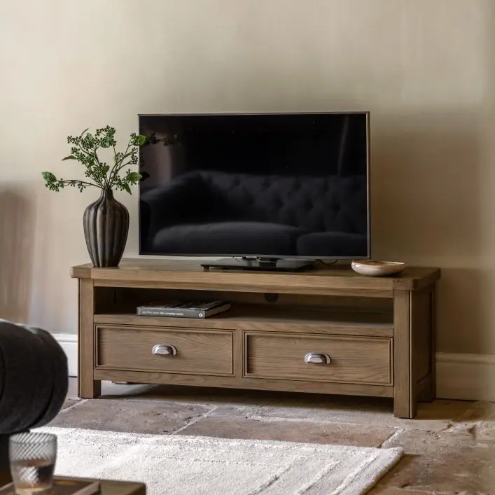 Hardwick Media Unit - Gallery Image