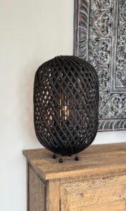 LS27 Wilde Java – Rattan Curve Table Lamp Dark 50cm